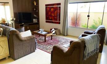 Imagem 6: Casa de condomínio para venda tem 298 metros quadrados com 3 quartos