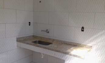 Imagem 5: Apartamento Térreo de Esquina Frente de Rua 2 Quartos na Alberto Teixeira da Cunha Ac Cart