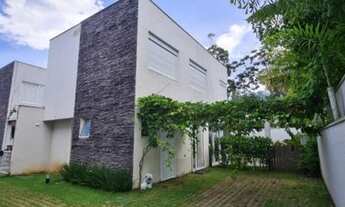 Imagem 2: Pé na areia para venda em Maresias, possui 160 mts2 com 3 suites