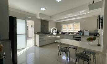 Imagem: Lindo sobrado a venda com 3 quartos sendo