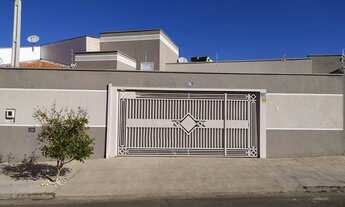 Imagem: Casa para venda possui 495 metros quadrados