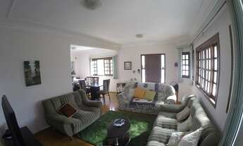 Imagem: Casa em condomínio fechado com 3 pavimentos