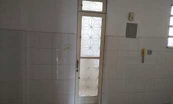 Imagem 3: Apartamento para venda possui 60 metros quadrados com 2 quartos em Grajaú - Rio de Janeiro