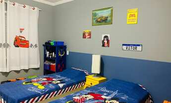 Imagem 2: Casa de condomínio térrea para venda tem 250 metros quadrados com 3 quartos