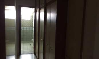 Imagem 6: BELÍSSIMO APARTAMENTO 4 QUARTOS SENDO 3 SUÍTES COM 2 GARAGENS PARALELAS