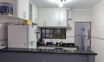 Imagem 3: Sobrado para venda tem 140 metros quadrados com 3 quartos em Jardim Santa Cecília - Guarul