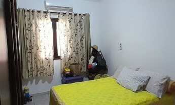 Imagem 6: Linda casa em - Itanhaém - SP no centro lado praia