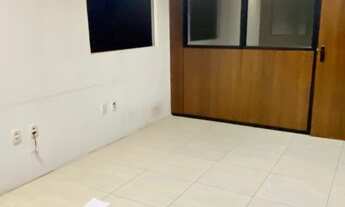 Imagem 4: Galpão c/1.710 m², escritório de 467 m² em terreno de 4.000 m², sendo 1.660m² de área livr