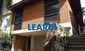 Imagem: SOBRADO - PLANALTO PAULISTA - SP