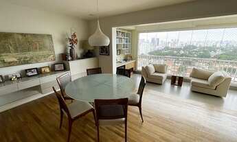 Imagem 4: Belíssimo apartamento, ampla varanda com linda vista, lavabo, 3 quartos, 1 suíte c/ closet