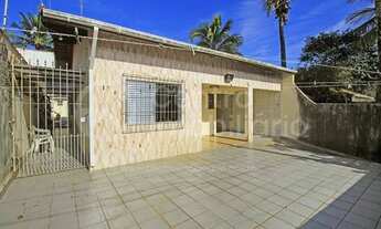 Imagem 2: CASA com piscina e 2 quartos em Peruíbe, no bairro Balneario Barra de Jangada