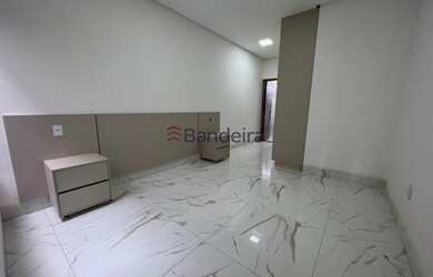 Imagem 3: Casa com 3 quartos - Bairro Vila Rosa em Goiânia