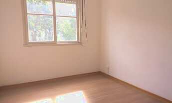 Imagem 3: Apartamento desocupado 1 dormitório reformado de frente bairro Cavalhada - Porto Alegre