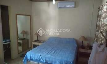 Imagem 7: PORTO ALEGRE - Casa Padrão - Lageado