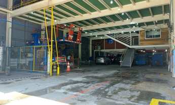 Imagem 2: Galpão comercial com estrutura para edifício de 10 andares