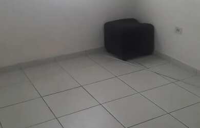 Imagem 6: Aluga-se Casa (Contato: *)