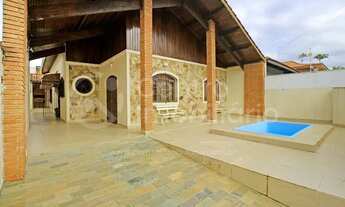 Imagem: CASA à venda com piscina e 3 quartos em