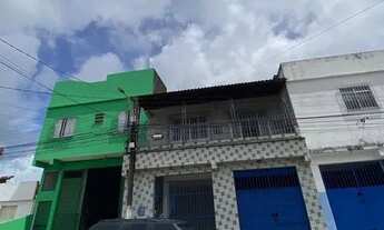 Imagem: Aluga-se casa com garagem no Bugio