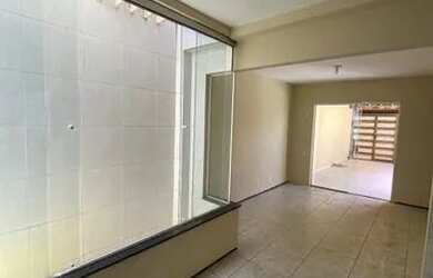 Imagem 3: Casa no Cohatrac V - 4 Quartos - Oportunidade - Nascente - 2 Vagas