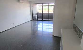 Imagem 4: Ed. Vila de Trento! Apartamento com 3 suítes, varanda, dependencia completa, armários, 2 v