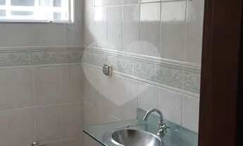 Imagem 2: Belíssima casa com 03 dormitórios e 4 vagas para auto, a menos de 04 minutos do centro