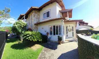 Imagem 2: Casa para Venda em Florianópolis, Córrego Grande, 5 dormitórios, 2 suítes, 5 banheiros, 4
