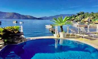 Imagem 2: Casa de condomínio para venda possui 970 metros quadrados com 7 quartos