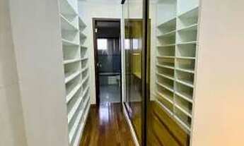 Imagem 4: Sobrado para aluguel tem 234 metros quadrados com 3 quartos em Santa Felicidade - Curitiba