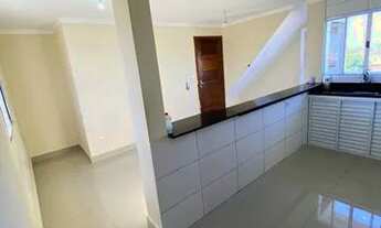 Imagem 6: Sobrado com 2 Dormitórios, Suíte e Sacada em Condomínio no Esmeralda, 200 Metros da Pista