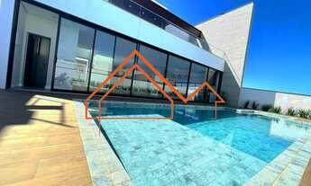 Imagem: Casa Cinematográfica C/ Pedra Quartzo Esculpida