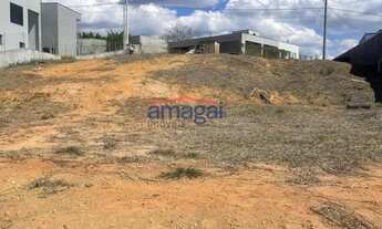 Imagem 2: Excelente terreno com benfeitorias no Lago Dourado