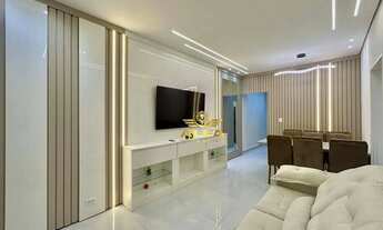 Imagem 5: Apartamento reformado à venda na Praia das Pitangueiras Guarujá; 2 dormitórios, sacada e 1