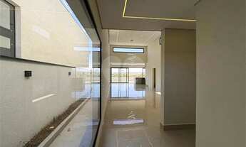 Imagem 4: Casa à venda ou para alugar com 4 quartos, sendo 4 suítes, no condomínio Alphaville Castel