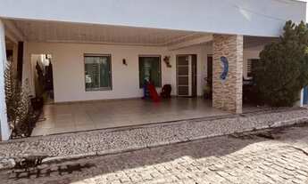 Imagem: Vendo casa no condomínio Vila Paradiso