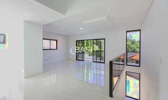 Imagem 6: Casa nova com piscina no Ecoville