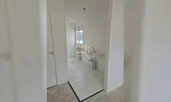 Imagem 4: Apartamento no Jardim Cláudia / 38 m² / 2 Quartos / Churrasqueira / 1 Vaga de garagem desc