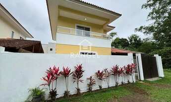 Imagem: Casa com Quintal e Área Gourmet em Condomínio