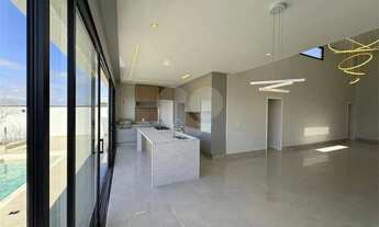 Imagem 7: Casa à venda ou para alugar com 4 quartos, sendo 4 suítes, no condomínio Alphaville Castel