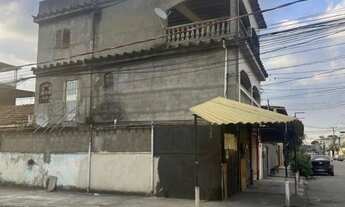 Imagem 2: Casa duplex em excelente localização