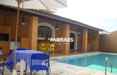 Imagem: Casa com 6 quartos, 3 suítes para alugar