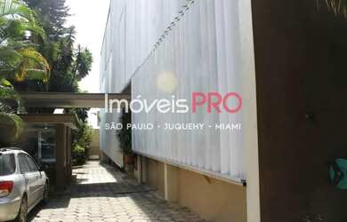 Imagem 5: Predio industrial com acesso a 3 ruas