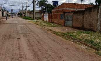 Imagem 2: Vendo lote comercial com 300 mtrs e casa 2 quartos Mansões Por do Sol Aguas Lindas