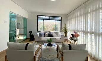 Imagem 4: Casa à Venda - Colégio Batista, 4 Quartos, 308 m2