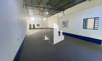 Imagem: Barracão à venda, 250 m² por R$ 450.000,00