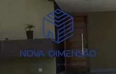 Imagem: Casa de Alto Padrão para Locação no Bairro