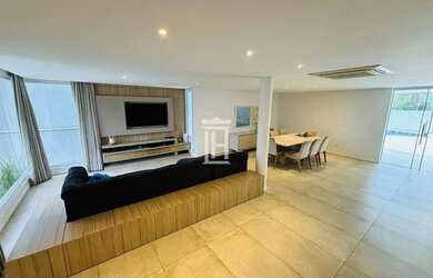 Imagem 3: Casa de Alto Padrão em Jurerê Internacional