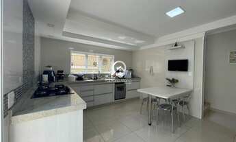 Imagem 7: Lindo sobrado a venda com 3 quartos sendo 1 suíte, completo de planejados, vaga coberta e