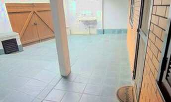 Imagem: Casa independente, bairro nobre, alguns