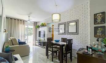 Imagem 3: Apartamento para Venda em Rio de Janeiro, Pechincha, 2 dormitórios, 1 banheiro, 1 vaga