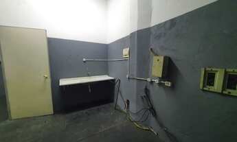 Imagem 7: Galpão/Depósito/Armazém para aluguel possui 400 metros quadrados com 3 quartos